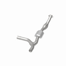 Load image into Gallery viewer, MagnaFlow Exhaust Products 447180 California CARB Direct-Fit Catalytic Converter for Select Ford E-150 Econoline, Ford E-150 Econoline Club Wagon, Ford E-250 Econoline