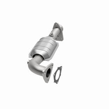 Load image into Gallery viewer, MagnaFlow Exhaust Products 23471 HM Grade Direct-Fit Catalytic Converter for Select Buick Roadmaster, Cadillac Commercial Chassis, Cadillac Fleetwood, Chevrolet Caprice, Chevrolet Commercial Chassis, Chevrolet Impala