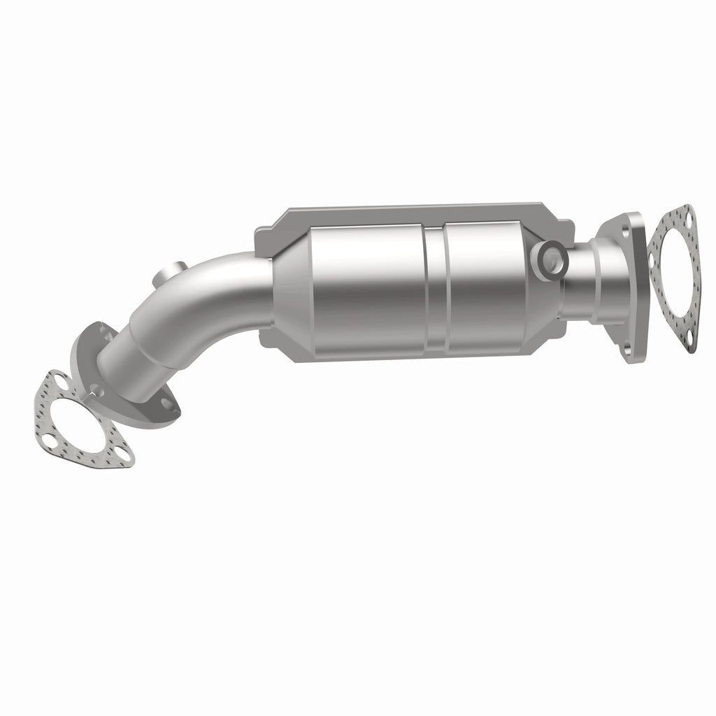 MagnaFlow Exhaust Products 51644 OEM Grade Direct-Fit Catalytic Converter for Select Audi A4, Audi A4 Quattro, Volkswagen Passat