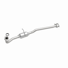 Load image into Gallery viewer, MagnaFlow Exhaust Products 23655 HM Grade Direct-Fit Catalytic Converter for Select Chevrolet Metro, Geo Metro, Suzuki Swift