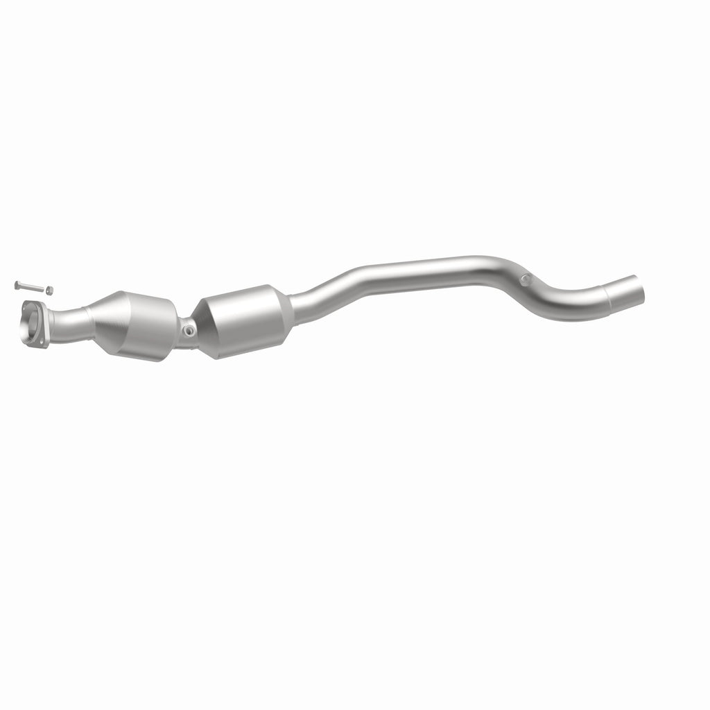 MagnaFlow Exhaust Products 21-536 OEM Grade Direct-Fit Catalytic Converter for Select Land Rover Range Rover, Land Rover Range Rover Sport