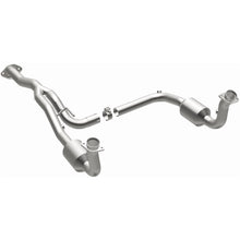 Load image into Gallery viewer, MagnaFlow Exhaust Products 5451186 California CARB Direct-Fit Catalytic Converter for Select Jeep Liberty