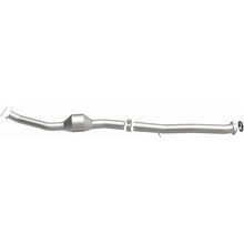 Load image into Gallery viewer, MagnaFlow Exhaust Products 5571448 California CARB Direct-Fit Catalytic Converter for Select Saab 9-2X, Subaru Forester, Subaru Impreza, Subaru Legacy, Subaru Outback