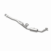 Load image into Gallery viewer, MagnaFlow Exhaust Products 5561676 California CARB Direct-Fit Catalytic Converter for Select Ford Ranger, Mazda B3000
