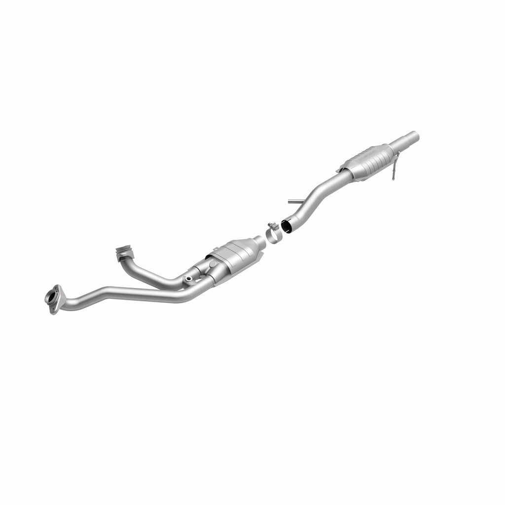 MagnaFlow Exhaust Products 334302 California CARB Direct-Fit Catalytic Converter for Select Ford Bronco, Ford E-150 Econoline, Ford E-150 Econoline Club Wagon, Ford E-250 Econoline, Ford E-250 Econoline Club Wagon, Ford E-350 Econoline, Ford E-350