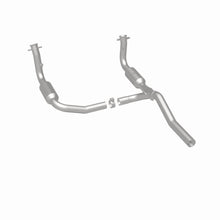 Load image into Gallery viewer, MagnaFlow Exhaust Products 5551148 California CARB Direct-Fit Catalytic Converter for Select Dodge Nitro, Jeep Liberty