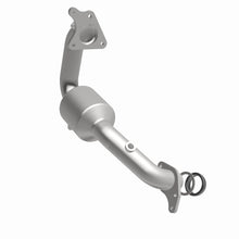 Load image into Gallery viewer, MagnaFlow Exhaust Products 52439 OEM Grade Direct-Fit Catalytic Converter for Select Nissan Juke