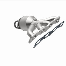 Load image into Gallery viewer, MagnaFlow Exhaust Products 290103 OEM Grade Manifold Catalytic Converter for Select Mitsubishi Outlander, Mitsubishi Outlander Sport