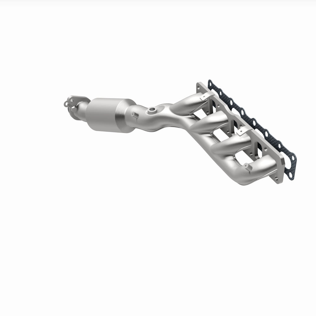 MagnaFlow Exhaust Products 49357 OEM Grade Manifold Catalytic Converter for Select INFINITI QX56, Nissan Armada, Nissan NV2500, Nissan NV3500, Nissan Pathfinder, Nissan Pathfinder Armada, Nissan TITAN