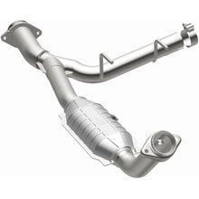 Load image into Gallery viewer, MagnaFlow Exhaust Products 93125 HM Grade Direct-Fit Catalytic Converter for Select Ford Expedition