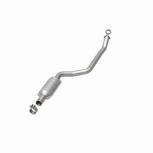 Load image into Gallery viewer, MagnaFlow Exhaust Products 51375 OEM Grade Direct-Fit Catalytic Converter for Select BMW 525i, BMW 525xi, BMW 528i, BMW 528i xDrive, BMW 528xi, BMW 530i, BMW 530xi