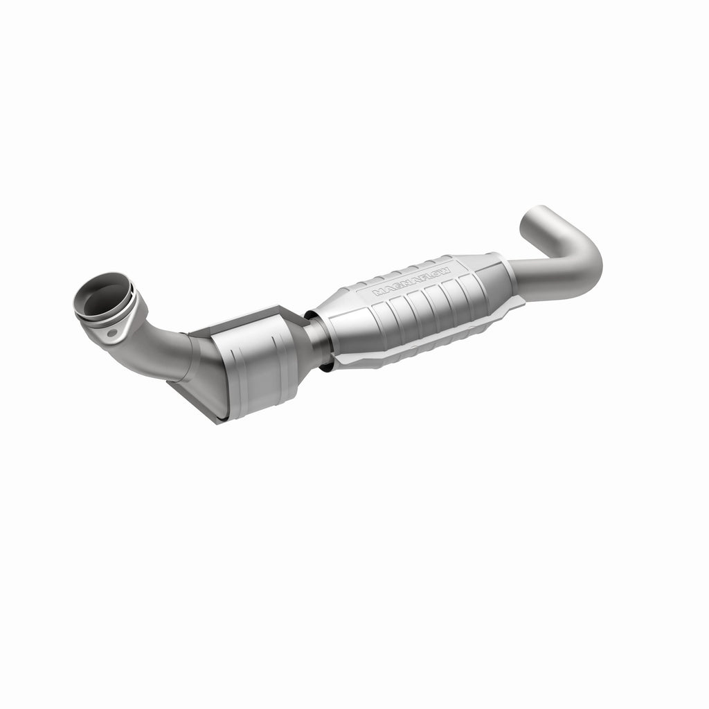 MagnaFlow Exhaust Products 49621 OEM Grade Direct-Fit Catalytic Converter for Select Ford F-150, Ford F-150 Heritage