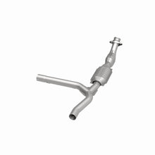 Load image into Gallery viewer, MagnaFlow Exhaust Products 447146 California CARB Direct-Fit Catalytic Converter for Select Ford F-150