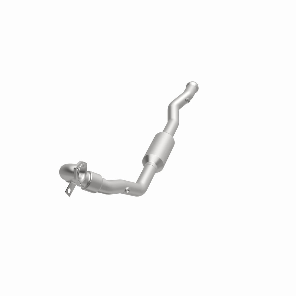 MagnaFlow Exhaust Products 4481281 California CARB Direct-Fit Catalytic Converter for Select Volvo 850