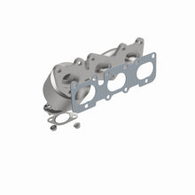 Load image into Gallery viewer, MagnaFlow Exhaust Products 51202 OEM Grade Manifold Catalytic Converter for Select Hyundai Santa Fe, Hyundai Veracruz