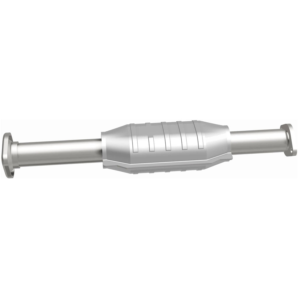 MagnaFlow Exhaust Products 49570 OEM Grade Direct-Fit Catalytic Converter for Select Mitsubishi Montero Sport
