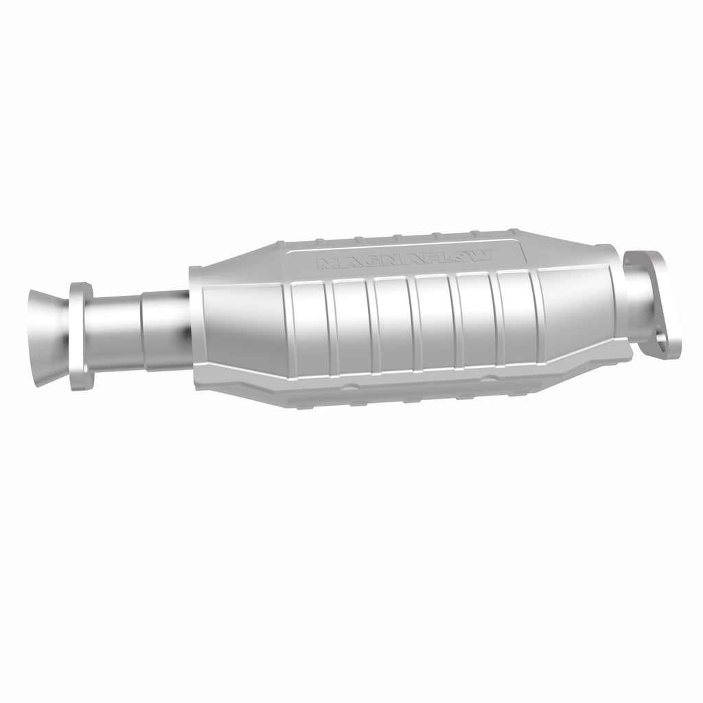 MagnaFlow Exhaust Products 93286 HM Grade Direct-Fit Catalytic Converter for Select Mitsubishi Montero