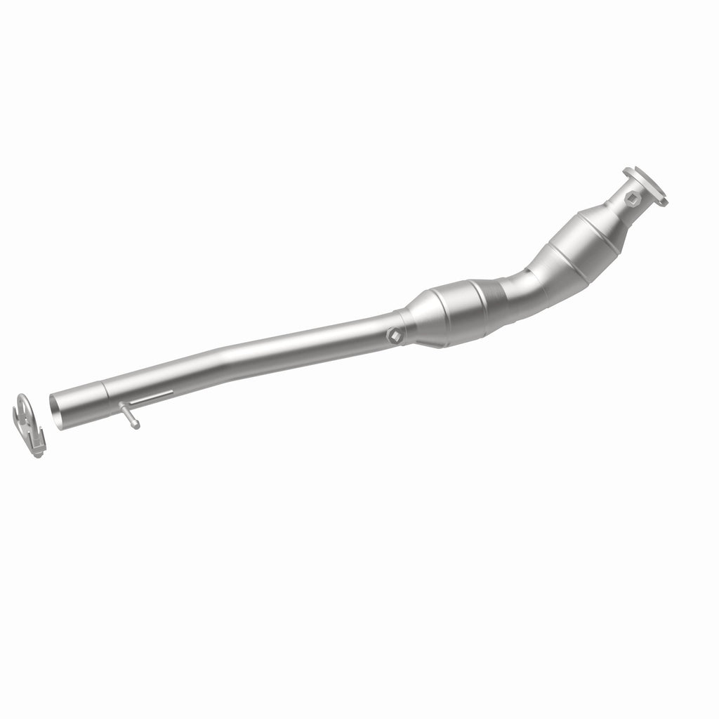 MagnaFlow Exhaust Products 49713 OEM Grade Direct-Fit Catalytic Converter for Select Land Rover Range Rover