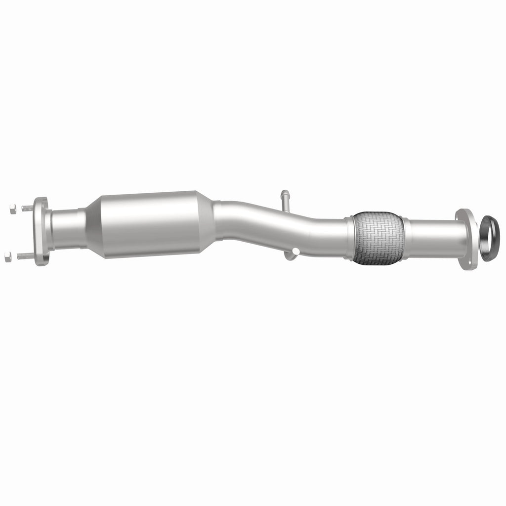 MagnaFlow Exhaust Products 280096 OEM Grade Direct-Fit Catalytic Converter for Select Toyota Highlander