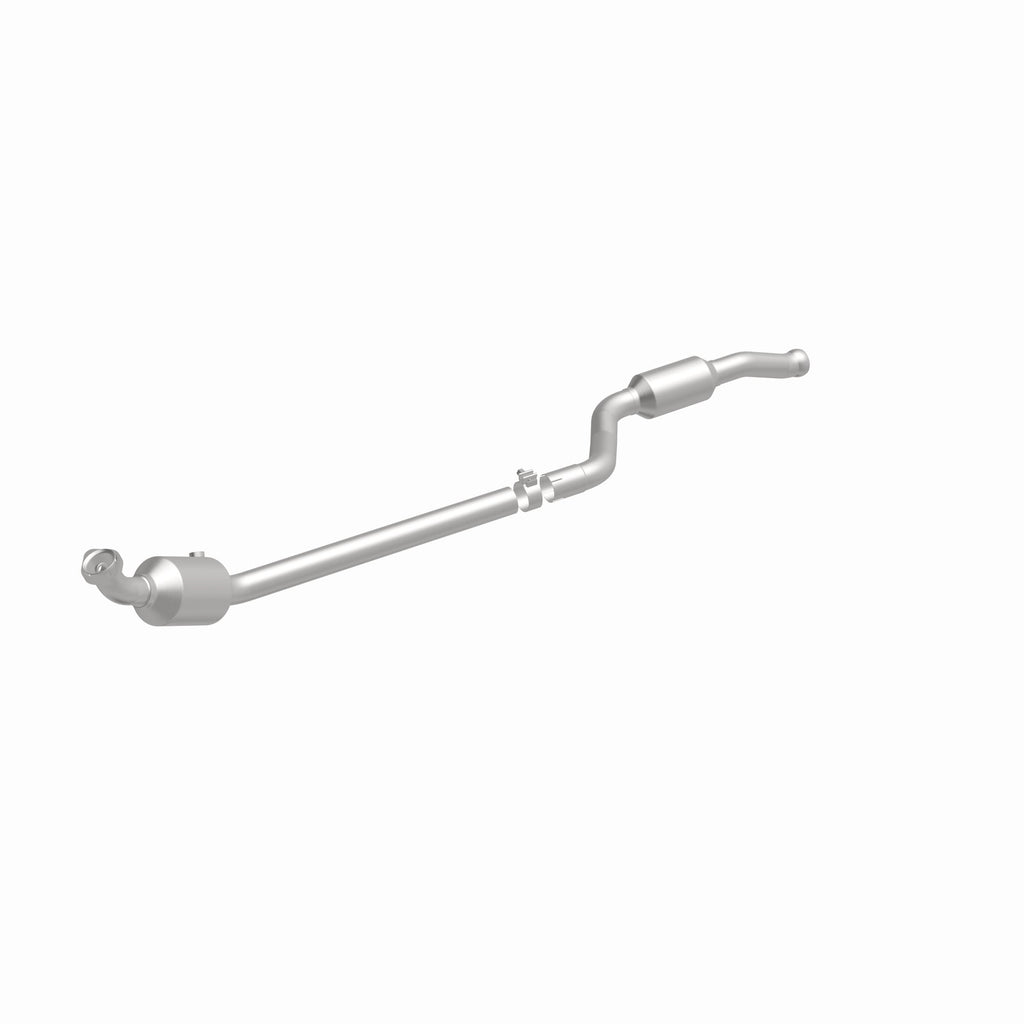 MagnaFlow Exhaust Products 21-439 OEM Grade Direct-Fit Catalytic Converter for Select Mercedes-Benz GLK350