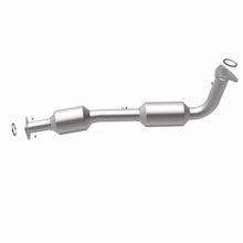 Load image into Gallery viewer, MagnaFlow Exhaust Products 5481626 California CARB Direct-Fit Catalytic Converter for Select Toyota Tundra
