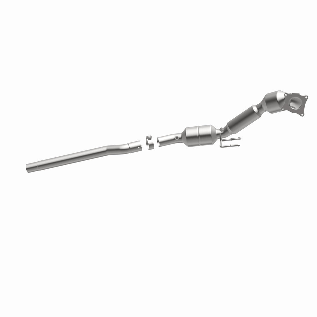 MagnaFlow Exhaust Products 52380 OEM Grade Direct-Fit Catalytic Converter for Select Volkswagen CC, Volkswagen Passat