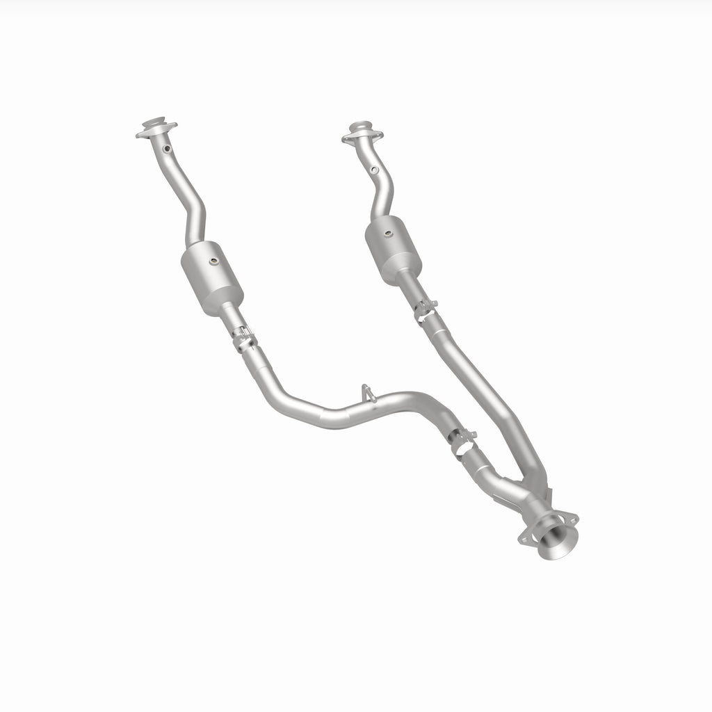 MagnaFlow Exhaust Products 280248 OEM Grade Direct-Fit Catalytic Converter for Select Ford Transit-150, Ford Transit-250, Ford Transit-350, Ford Transit-350 HD