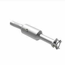 Load image into Gallery viewer, MagnaFlow Exhaust Products 280446 OEM Grade Direct-Fit Catalytic Converter for Select Ford E-450 Super Duty