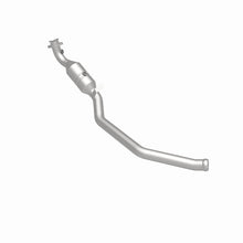 Load image into Gallery viewer, MagnaFlow Exhaust Products 5551716 California CARB Direct-Fit Catalytic Converter for Select Mercedes-Benz ML350