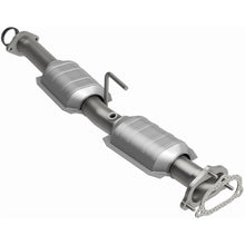 Load image into Gallery viewer, MagnaFlow Exhaust Products 51379 OEM Grade Direct-Fit Catalytic Converter for Select Ford Ranger, Mazda B3000, Mazda B4000