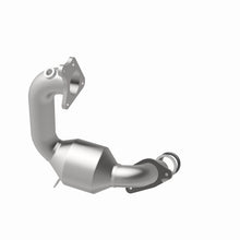 Load image into Gallery viewer, MagnaFlow Exhaust Products 52438 OEM Grade Direct-Fit Catalytic Converter for Select Nissan Juke, Nissan Sentra