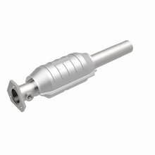 Load image into Gallery viewer, MagnaFlow Exhaust Products 22917 Standard Grade Direct-Fit Catalytic Converter for Select Volkswagen Golf, Volkswagen Jetta