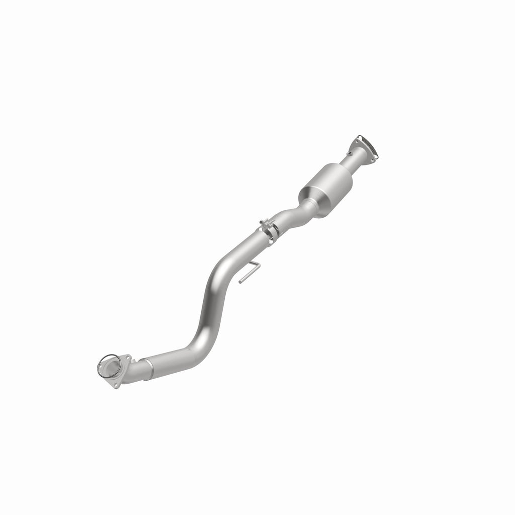 MagnaFlow Exhaust Products 280428 OEM Grade Direct-Fit Catalytic Converter for Select Chevrolet Express 4500, GMC Savana