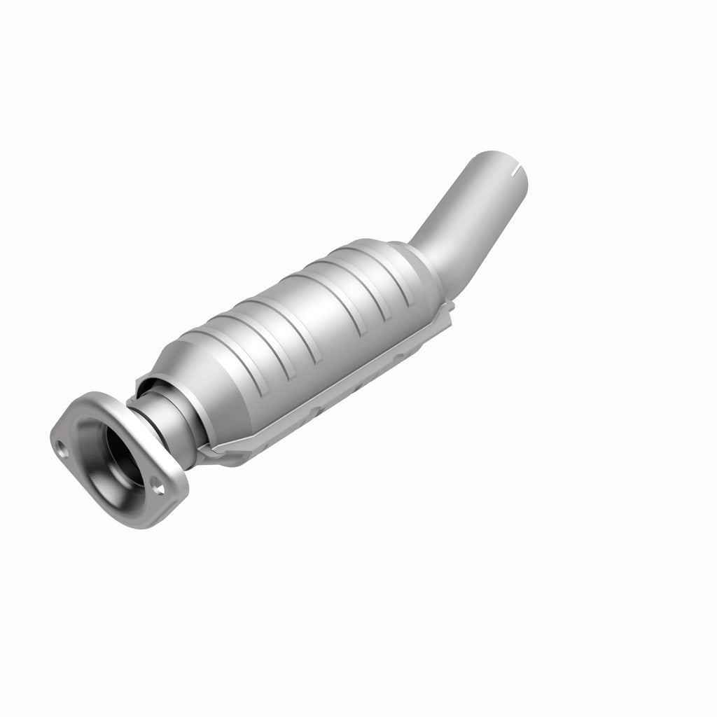 MagnaFlow Exhaust Products 49749 OEM Grade Direct-Fit Catalytic Converter for Select Toyota RAV4