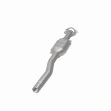 Load image into Gallery viewer, MagnaFlow Exhaust Products 51804 OEM Grade Direct-Fit Catalytic Converter for Select Chevrolet Captiva Sport, Chevrolet Equinox, GMC Terrain