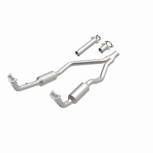 Load image into Gallery viewer, MagnaFlow Exhaust Products 3391821 California CARB Direct-Fit Catalytic Converter for Select Land Rover Range Rover