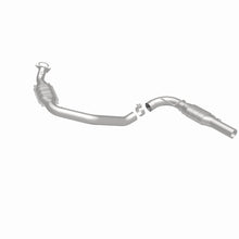 Load image into Gallery viewer, MagnaFlow Exhaust Products 24389 HM Grade Direct-Fit Catalytic Converter for Select Chevrolet Express 2500, Chevrolet Express 3500, GMC Savana 2500, GMC Savana