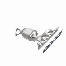 Load image into Gallery viewer, MagnaFlow Exhaust Products 5531060 California CARB Manifold Catalytic Converter for Select Chevrolet Malibu, Pontiac G6, Saturn Aura