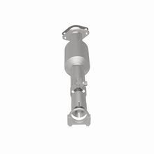 Load image into Gallery viewer, MagnaFlow Exhaust Products 5571814 California CARB Direct-Fit Catalytic Converter for Select Kia Rio