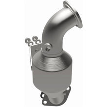 Load image into Gallery viewer, MagnaFlow Exhaust Products 5561837 California CARB Direct-Fit Catalytic Converter for Select Ford Special Service Police Sedan, Ford Taurus, Lincoln MKT