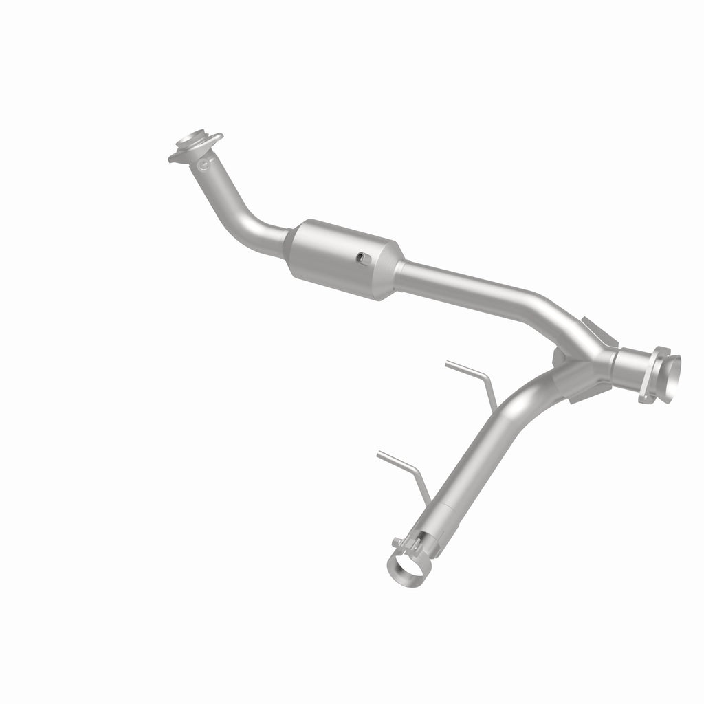 MagnaFlow Exhaust Products 4451165 California CARB Direct-Fit Catalytic Converter for Select Lincoln Navigator