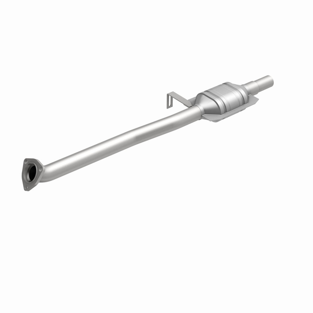 MagnaFlow Exhaust Products 23144 Standard Grade Direct-Fit Catalytic Converter for Select INFINITI Q45