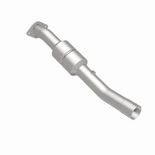 Load image into Gallery viewer, MagnaFlow Exhaust Products 93479 HM Grade Direct-Fit Catalytic Converter for Select Chevrolet Silverado HD, Chevrolet Suburban 2500, GMC Sierra HD, GMC Yukon XL
