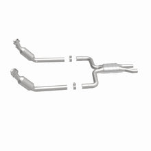 Load image into Gallery viewer, MagnaFlow Exhaust Products 4561082 California CARB Direct-Fit Catalytic Converter for Select Ford Thunderbird, Lincoln LS