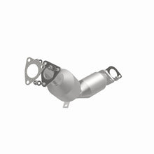 Load image into Gallery viewer, MagnaFlow Exhaust Products 5411045 California CARB Direct-Fit Catalytic Converter for Select INFINITI G35, INFINITI M35, Nissan 350Z