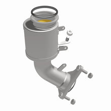 Load image into Gallery viewer, MagnaFlow Exhaust Products 280412 OEM Grade Direct-Fit Catalytic Converter for Select INFINITI Q50, INFINITI Q60