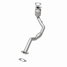 Load image into Gallery viewer, MagnaFlow Exhaust Products 51390 OEM Grade Direct-Fit Catalytic Converter for Select Saturn Vue