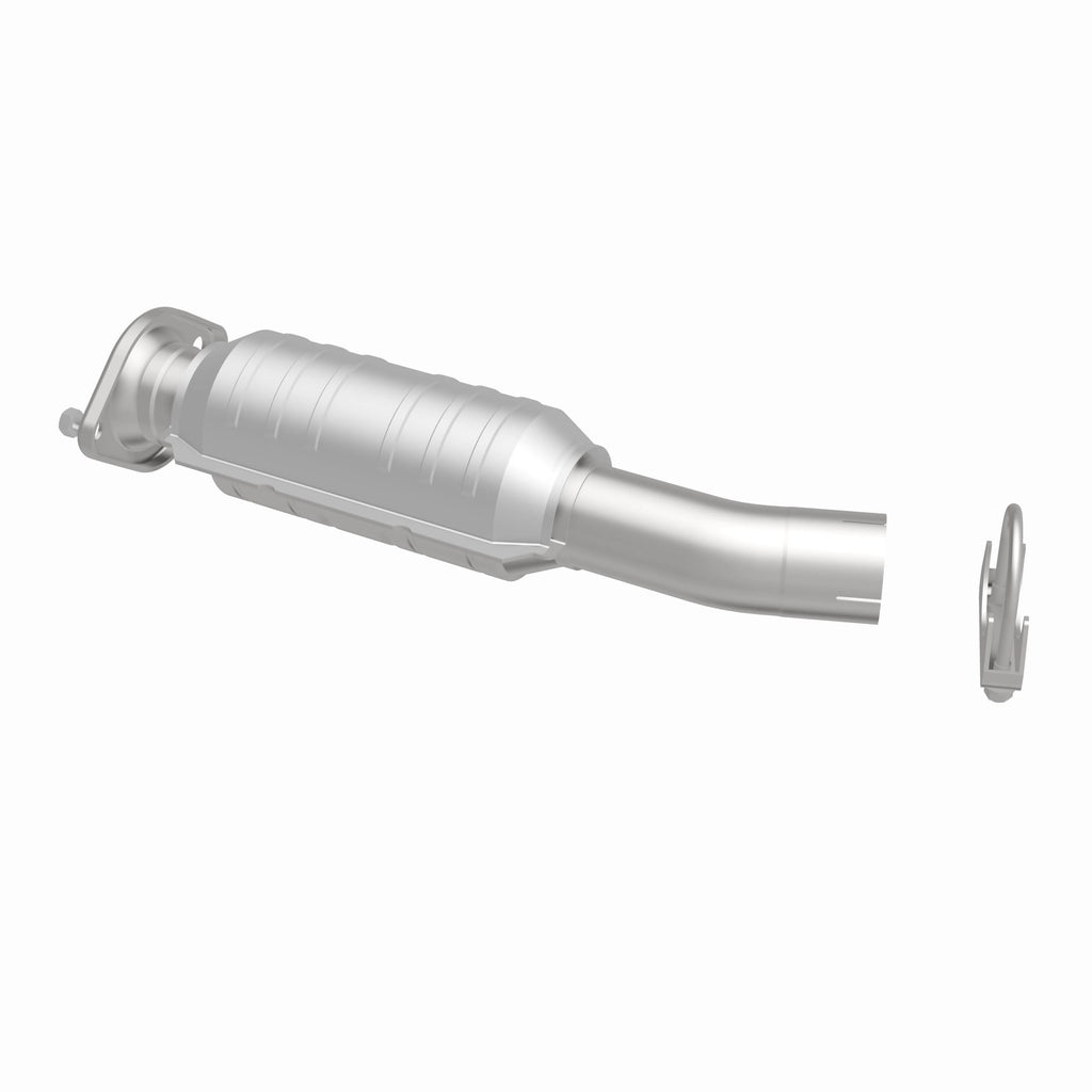 MagnaFlow Exhaust Products 49099 OEM Grade Direct-Fit Catalytic Converter for Select Toyota Sienna