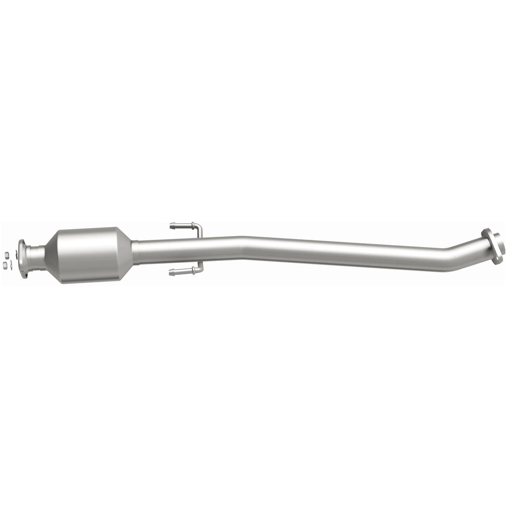MagnaFlow Exhaust Products 280116 OEM Grade Direct-Fit Catalytic Converter for Select Toyota Highlander