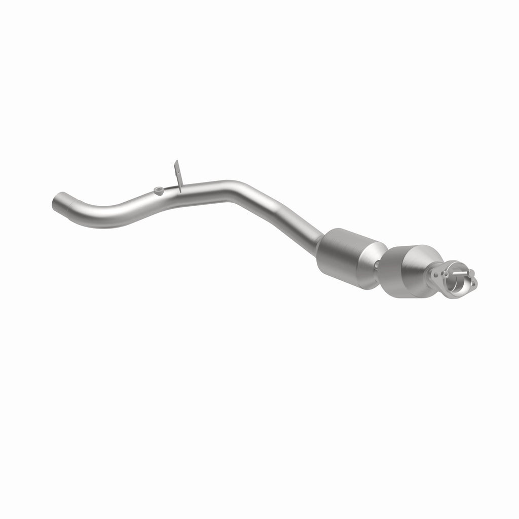 MagnaFlow Exhaust Products 21-607 OEM Grade Direct-Fit Catalytic Converter for Select Land Rover Range Rover, Land Rover Range Rover Sport